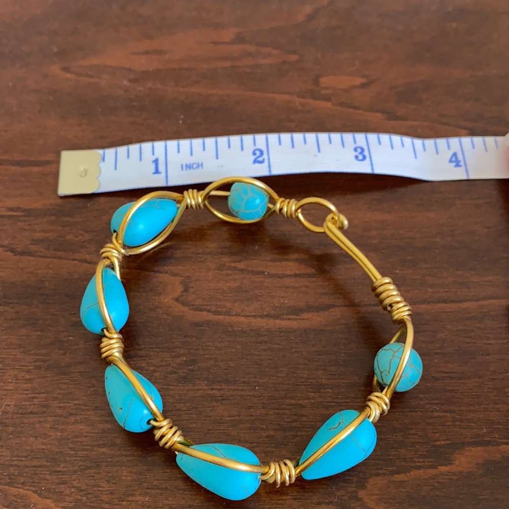 NWOT Turquoise Gold Wiring Bracelet - Picture 2 of 3